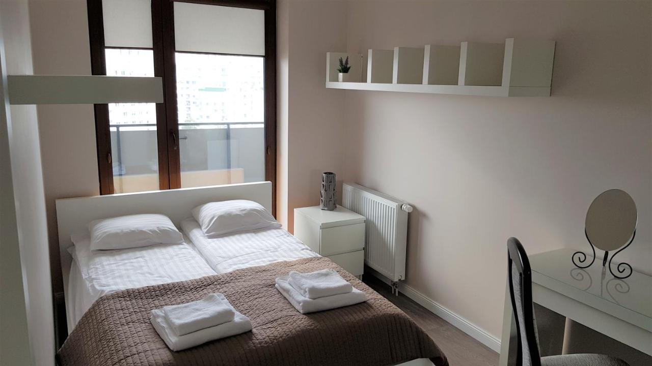 Goclaw Apartament ワルシャワ エクステリア 写真